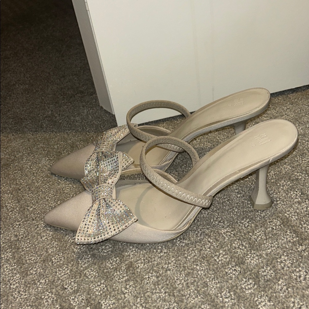 H&M Bow Detail Slingback Heels - Picture 4 of 6